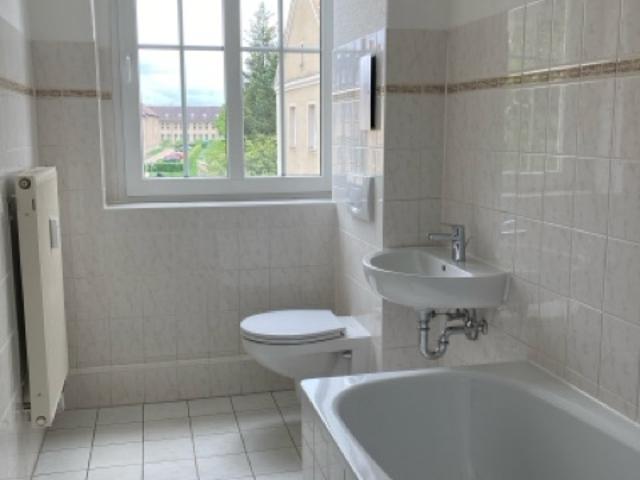 3 Zimmer Wohnung in Roßlau! Frisch saniert!