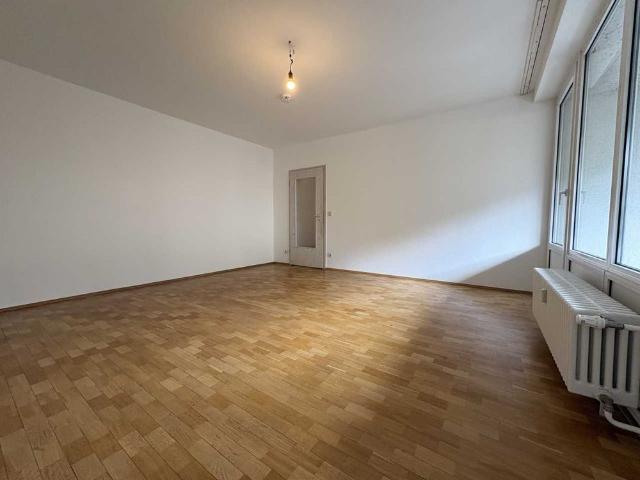 3 Zimmer Wohnung in super Lage BEFRISTET!