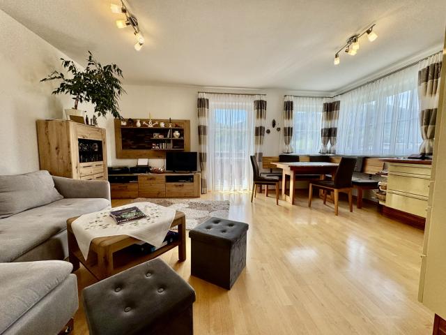 3 Zimmer Wohnung in schöner Wohngegend