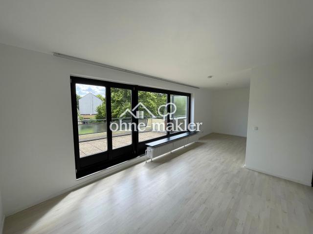 3 ZIMMER WOHNUNG IN TOP ZUSTAND MIT SÜD DACHTERRASSE / PROVISIONSFREI!