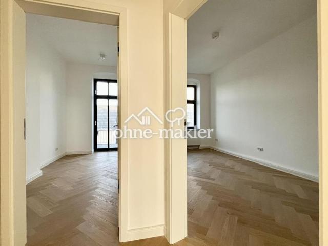 3 Zimmer Wohnung in traumhaftem Altbau | 2 Balkone | Weitblick | EBK | Aufzug | Keller | kernsaniert