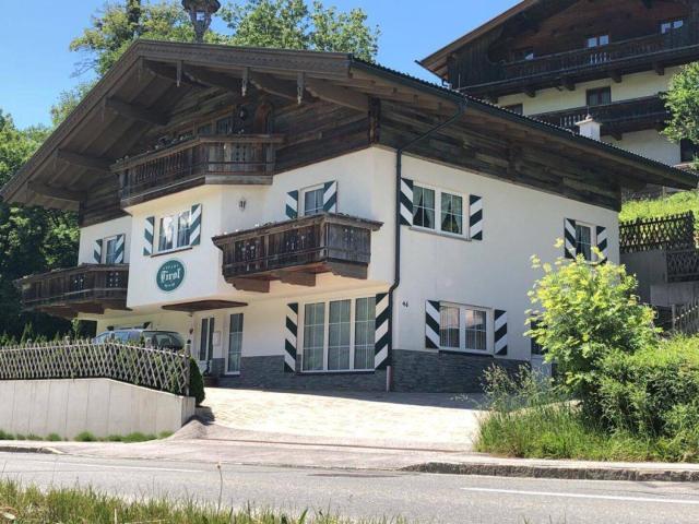 3 Zimmer Wohnung mit 2 Bädern, Balkon und freiem Talblick in Hippach