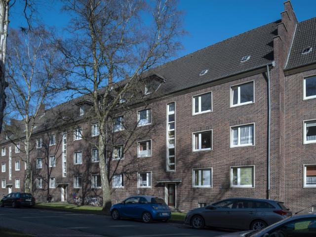 Teilsanierte 3 Zimmer Wohnung mit Wanne in Wilhelmshaven City