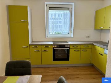 3 Zimmer Wohnung in zentraler Lage – WG geeignet