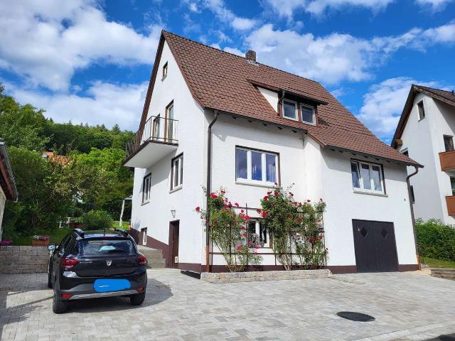 3 Zimmer Wohnung in 2 Familienhaus Kulmbach