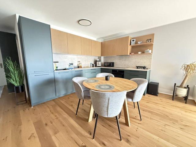 3 Zimmer Wohnung | Küche inklusive | Tiefgaragenplatz