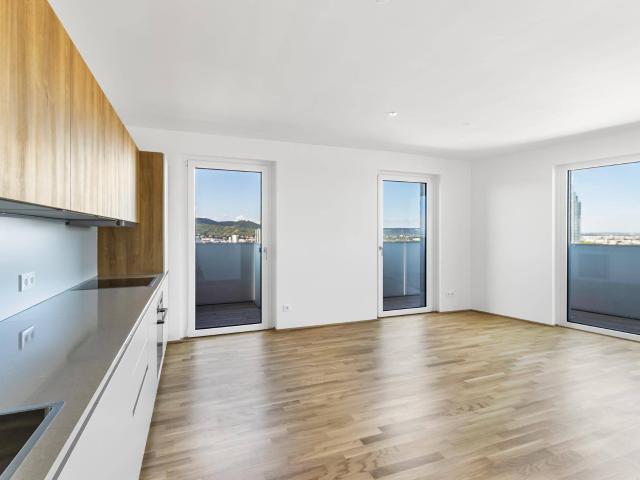 3 Zimmer Wohnung Large unmöbliert mit Zugang zu Fitness, Co Working, Dachterrasse, Kinoraum