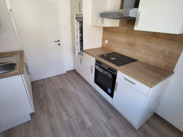 3 Zimmer Wohnung renoviert Nahe FH /Interspar