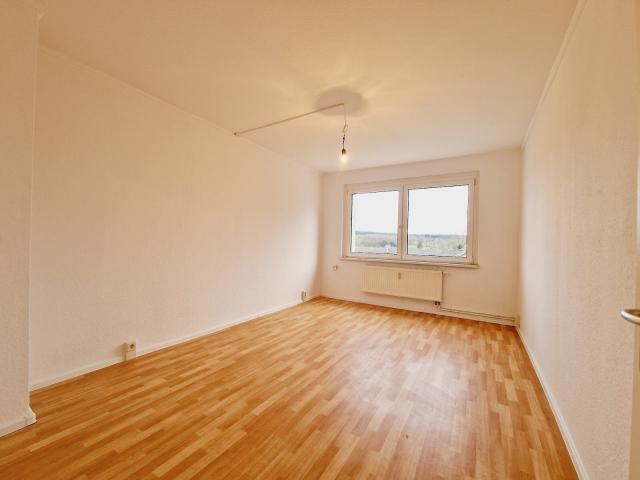 3 Zimmer Wohnung wird für Sie komplett renoviert! Ihr neues Zuhause in Gefell!
