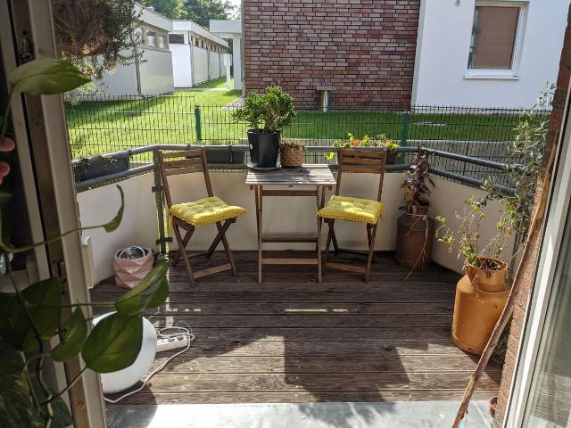 3 Zimmer Wohnung zentral in Schenefeld mit Einbauküche, Balkon und Garage
