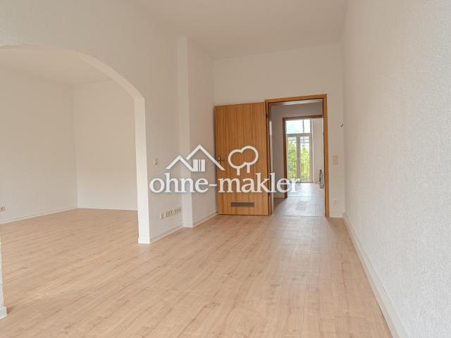 3 Zimmer Wohnung zentrale Lage von Hof ab sofort verfügbar Einbauküche Gartenmitbenutzung