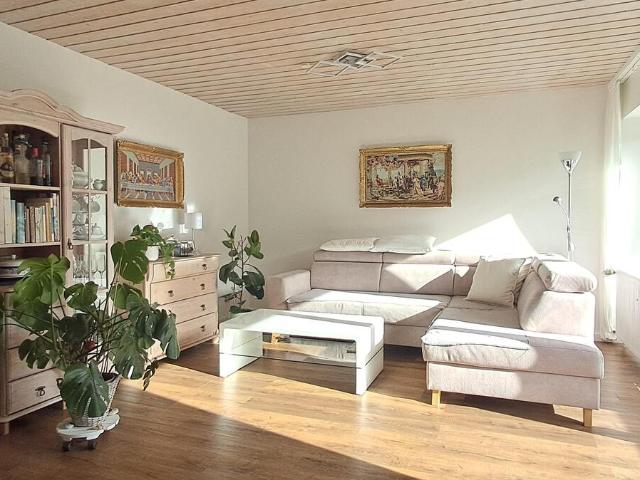 Helle 3 Zimmer Wohnung in zentraler Lage