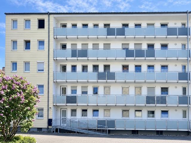 3 Zimmer Wohnung, 4. OG, Balkon, Grafing, sucht Heimwerker