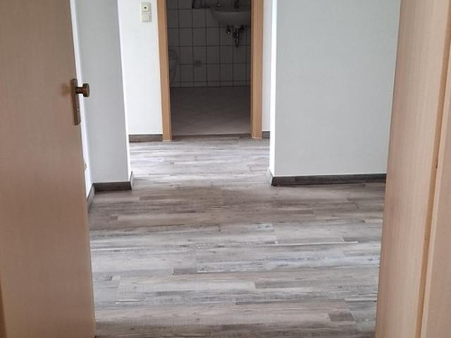 3 Zimmer Wohnung 73 qm mit Balkon