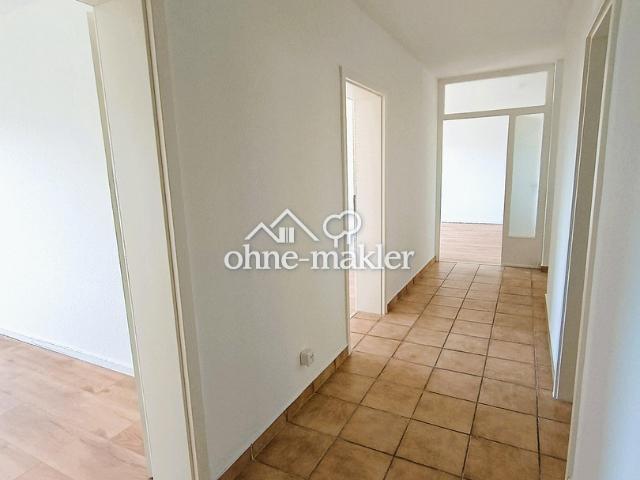 3 Zimmer Wohnung 95m² mit Balkon