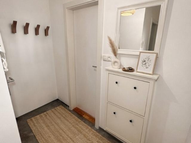 3 zimmer zum verlieben! helle wohlfühlwohnung im erdgeschoss mit grünblick, durchdachtem grundriss und bester infrastruktur – provisionsfrei & unbefristet!