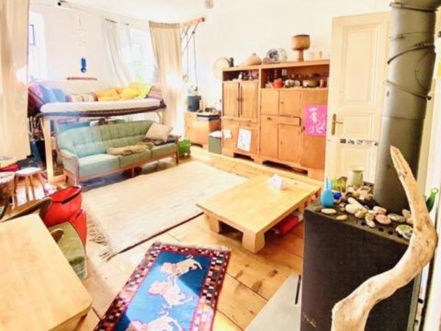 3 Zimmer Altbauwohnung mit Gartennutzung 73 m²