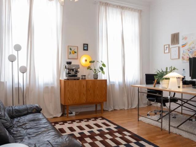 3 Zimmer Altbauwohnung nahe Karl Heine Straße • Provisionsfrei