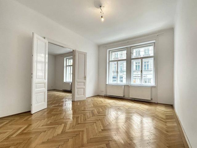 3 Zimmer Altbauwohnung in Citylage Nähe Rathaus
