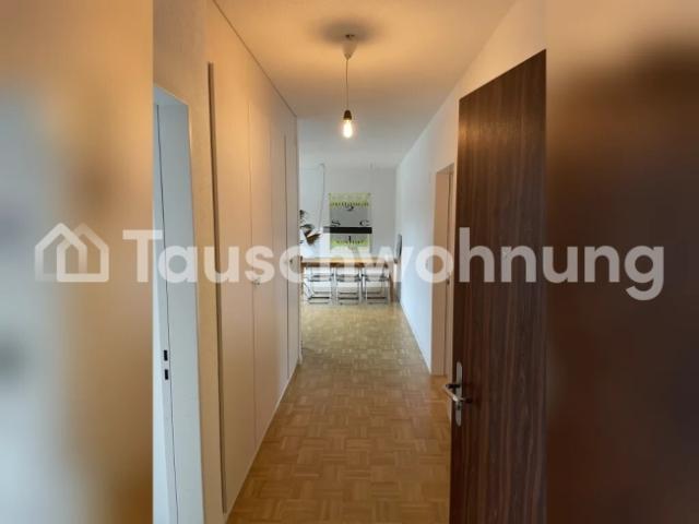 3 Zimmer Altbauwohnung in Wiedikon mit viel Licht