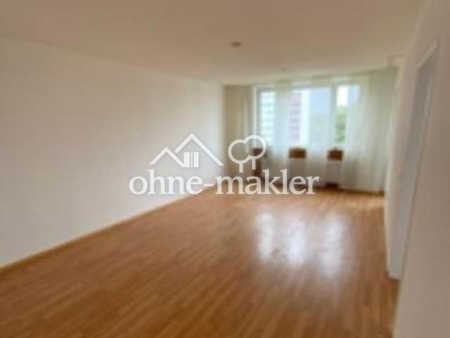 3 Zimmer auf 68 m² mit Balkon & Aufzug – 550 € Kaltmiete | ab 01.12.2026