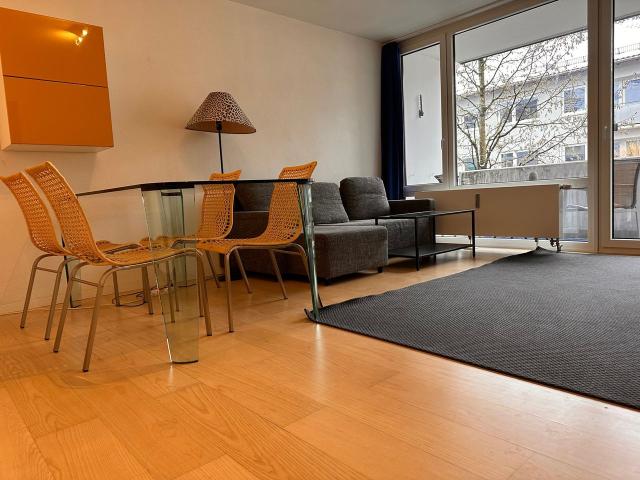 3 Zimmer Balkonwohnung in Sendling, Munchen Amsterdam Apartments for Rent