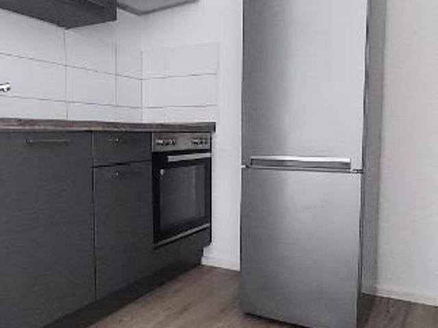 3 Zimmer, Balkon und EBK frisch saniert