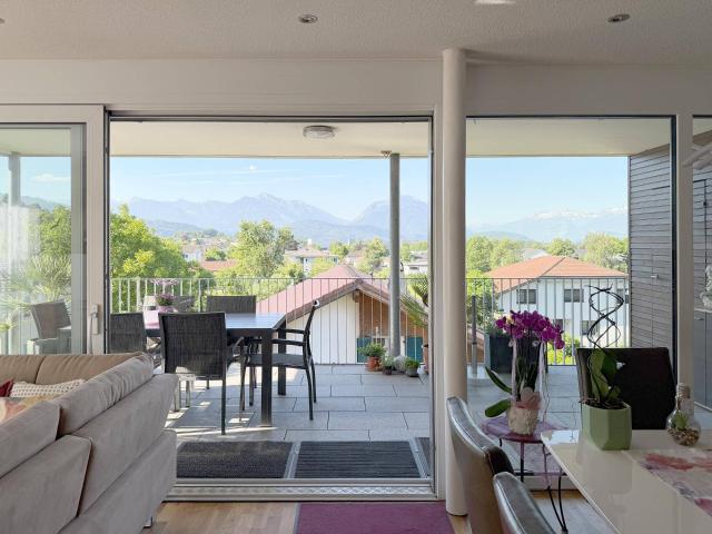 3 Zimmer Dachgeschosswohnung mit traumhaftem Ausblick in Weiler