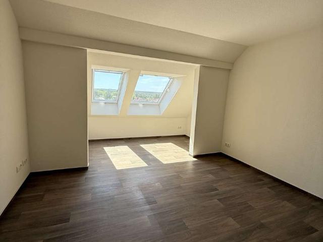 3 Zimmer Dachgeschosswohnung mit Aufzug