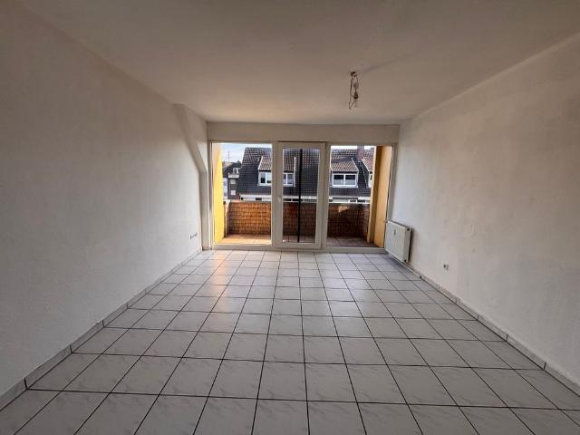 3 Zimmer Dachgeschosswohnung mit Balkon