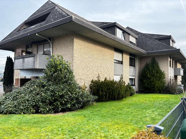 3 Zimmer Dachgeschosswohnung mit Balkon in Herford