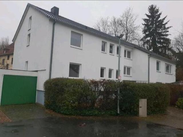 3 Zimmer Dachgeschosswohnung mit Einbauküche
