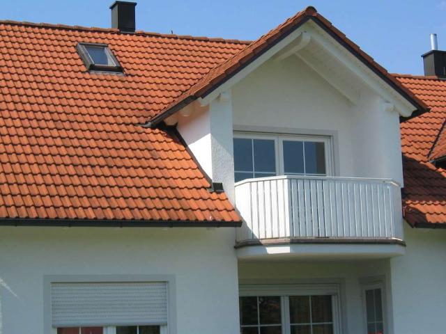 3 Zimmer Dachgeschosswohnung mit Südbalkon, Speicher und Stellplatz in Rottenburg a. d. Laaber