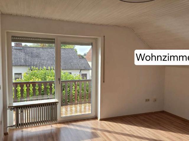 3 Zimmer Dachgeschosswohnung in Ballersdorf