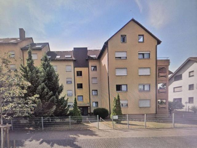 3 Zimmer Dachgeschosswohnung in Leimen incl 2 Stellplätzen