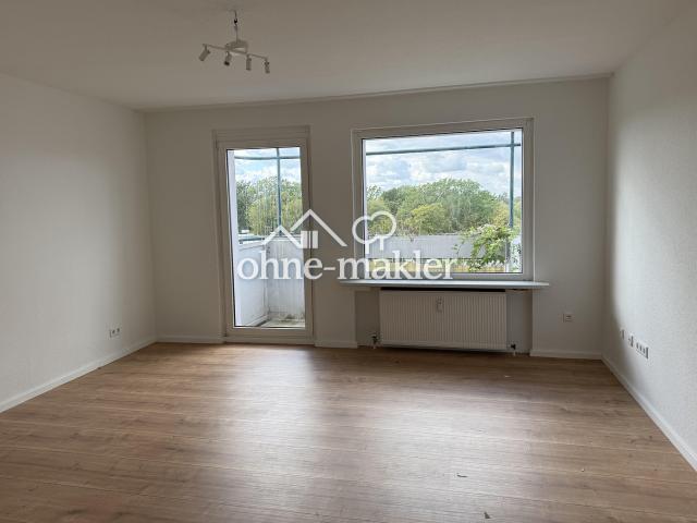 3 Zimmer Dachgeschosswohnung in Refrath