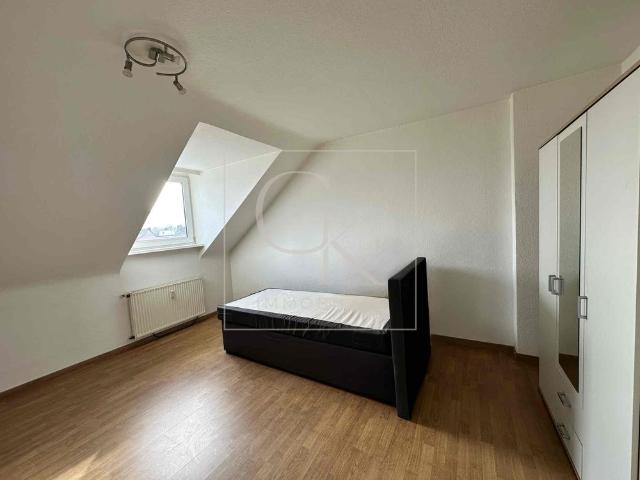 3 Zimmer Dachgeschosswohnung zur Miete