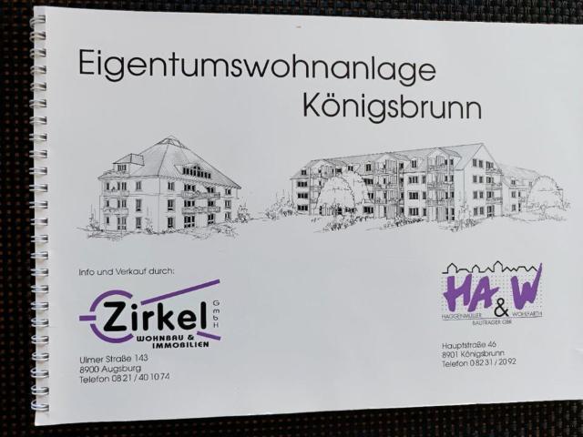 3 Zimmer Dachgeschoßwohnung, 65 qm mit Balkon und Badewanne