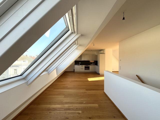 3 Zimmer Dachgeschoß Maisonette in 1150 Wien!