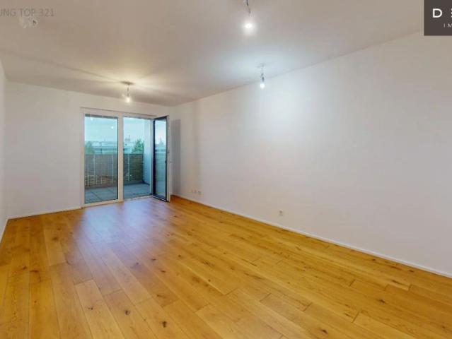 3 ZIMMER | DACHGESCHOSS | Q11 NAHE DES TRAISEN FLUSSES | HERRLICHE ROOFTOP TERRASSE | AB NOVEMBER