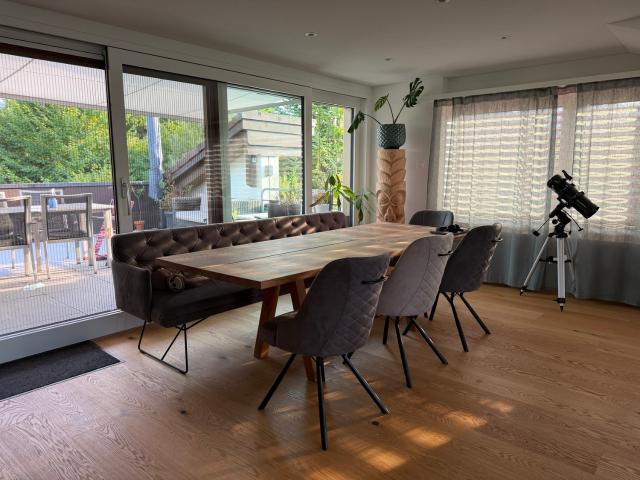 3½ ZIMMER DACHWOHNUNG IN UNTERÄGERI ZG, MÖBLIERT, TEMPORÄR