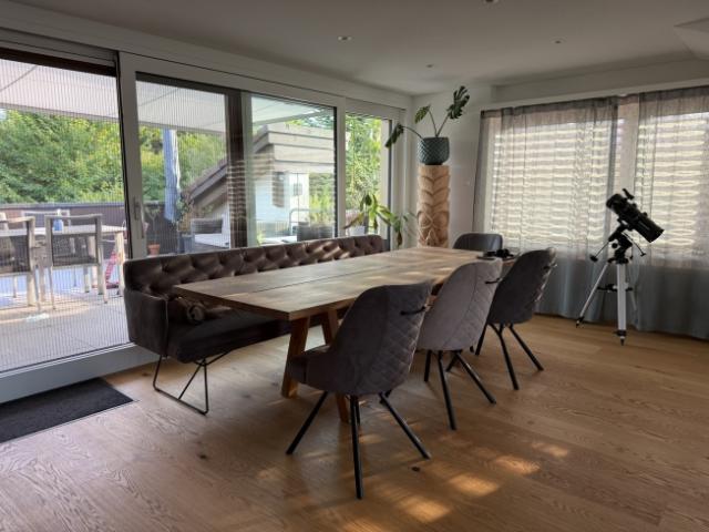 3½ ZIMMER DACHWOHNUNG IN UNTERÄGERI ZG, MÖBLIERT, TEMPORÄR