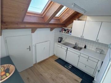 3 Zimmer Dachwohnung in Kaufdorf BE, möbliert, auf Zeit