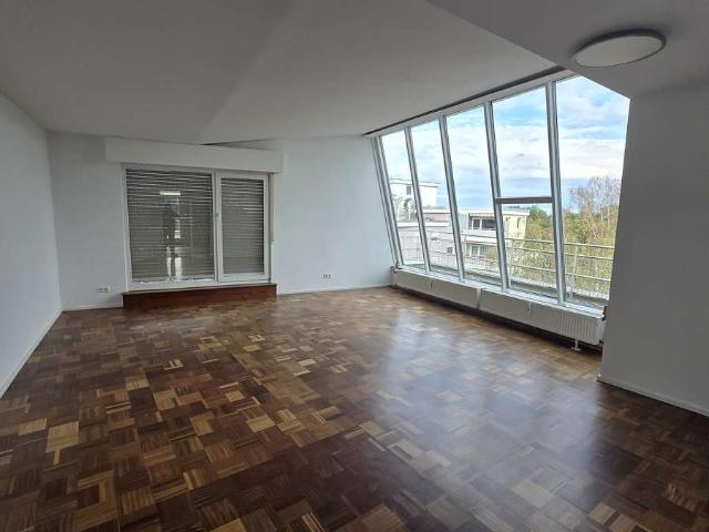 3 Zimmer Dachterrassenwohnung über den Dächern von Böblingen