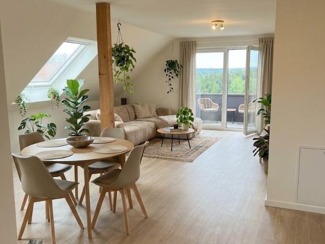 3 Zimmer DG Wohnung mit Balkon + Klimaanlage | Erstbezug Objekt in Fertigstellung
