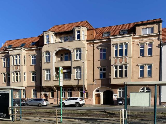 3 Zimmer DG Wohnung in Stadtfeld
