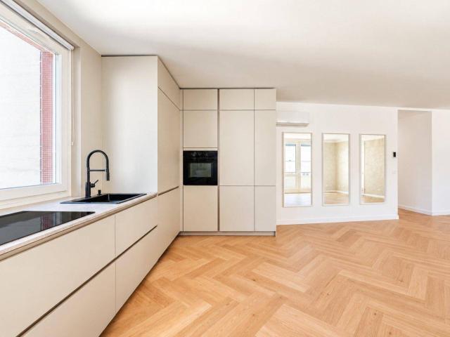 3 Zimmer Design Apartment mit 17 m² Loggien & 360° Dachterrasse
