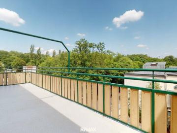 3 Zimmer Eckwohnung mit 2 Terrassen bei der Hohen Warte in U Bahn und Park Nähe