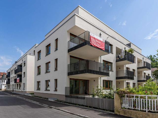 3 Zimmer EG Wohnung mit Terrasse, Garten und EBK zur Miete | Modernes Wohnen am Stad