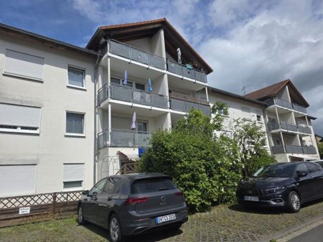 3 Zimmer Eigentumswohnung mit Balkon und Stellplatz in 97450 Arnstein 10682